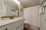 Shared Guest Bathroom